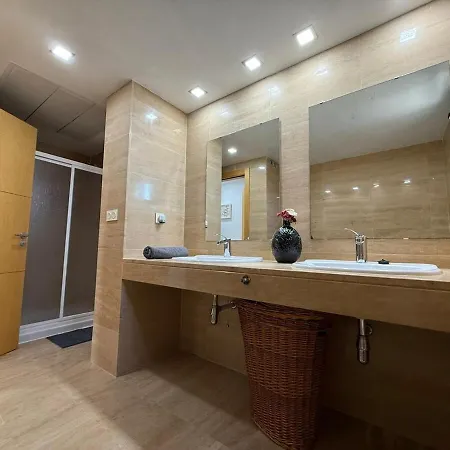 Pacific Luxury Andra Apartmán